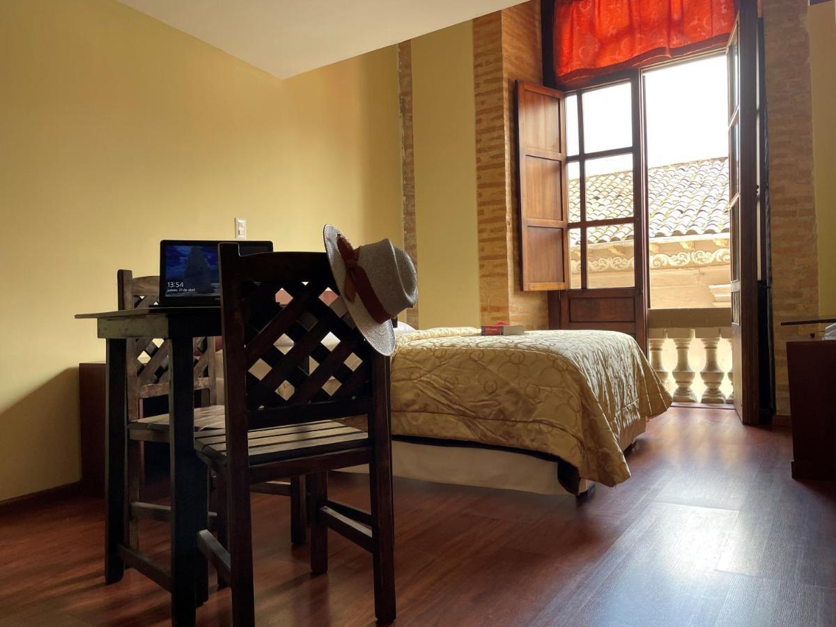 Flore Hotel Boutique Cuenca Ngoại thất bức ảnh