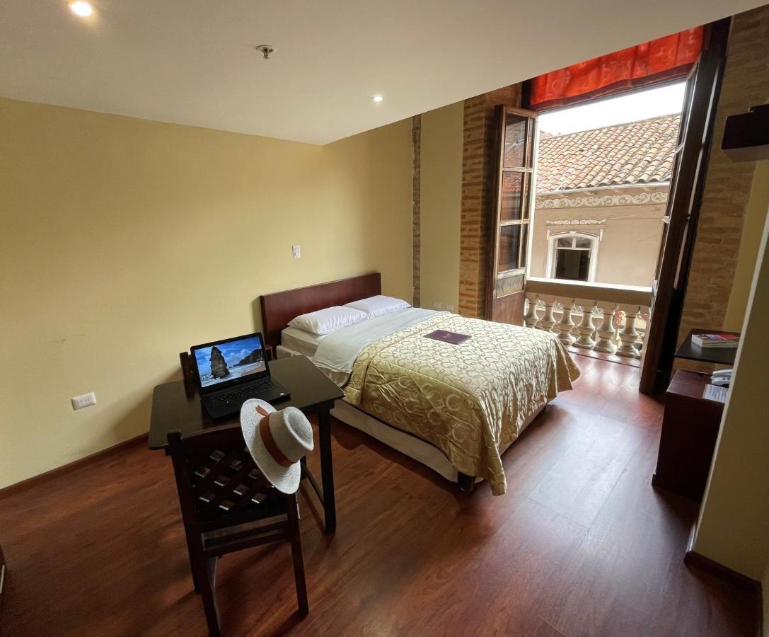 Flore Hotel Boutique Cuenca Ngoại thất bức ảnh