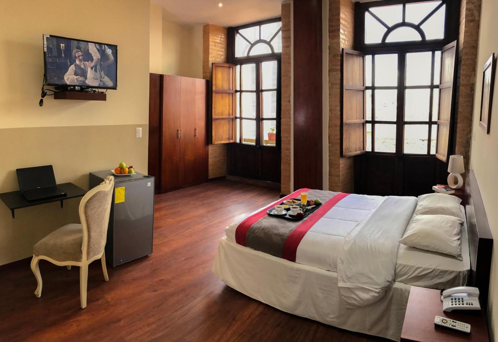 Flore Hotel Boutique Cuenca Ngoại thất bức ảnh