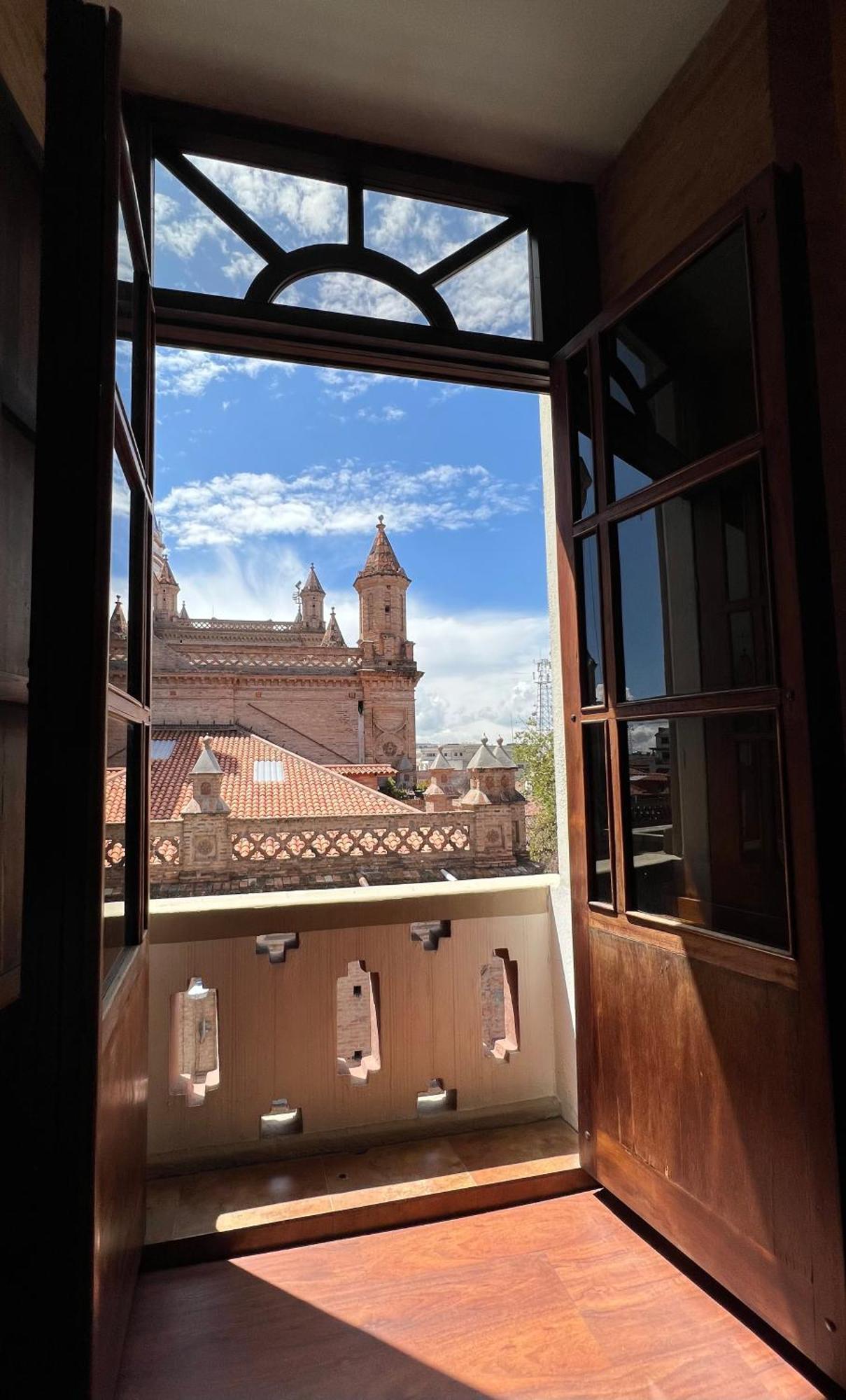 Flore Hotel Boutique Cuenca Ngoại thất bức ảnh